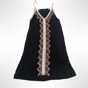 Black Sleeveless Dress with Embroidered‎ Detail. Uluwatu size small